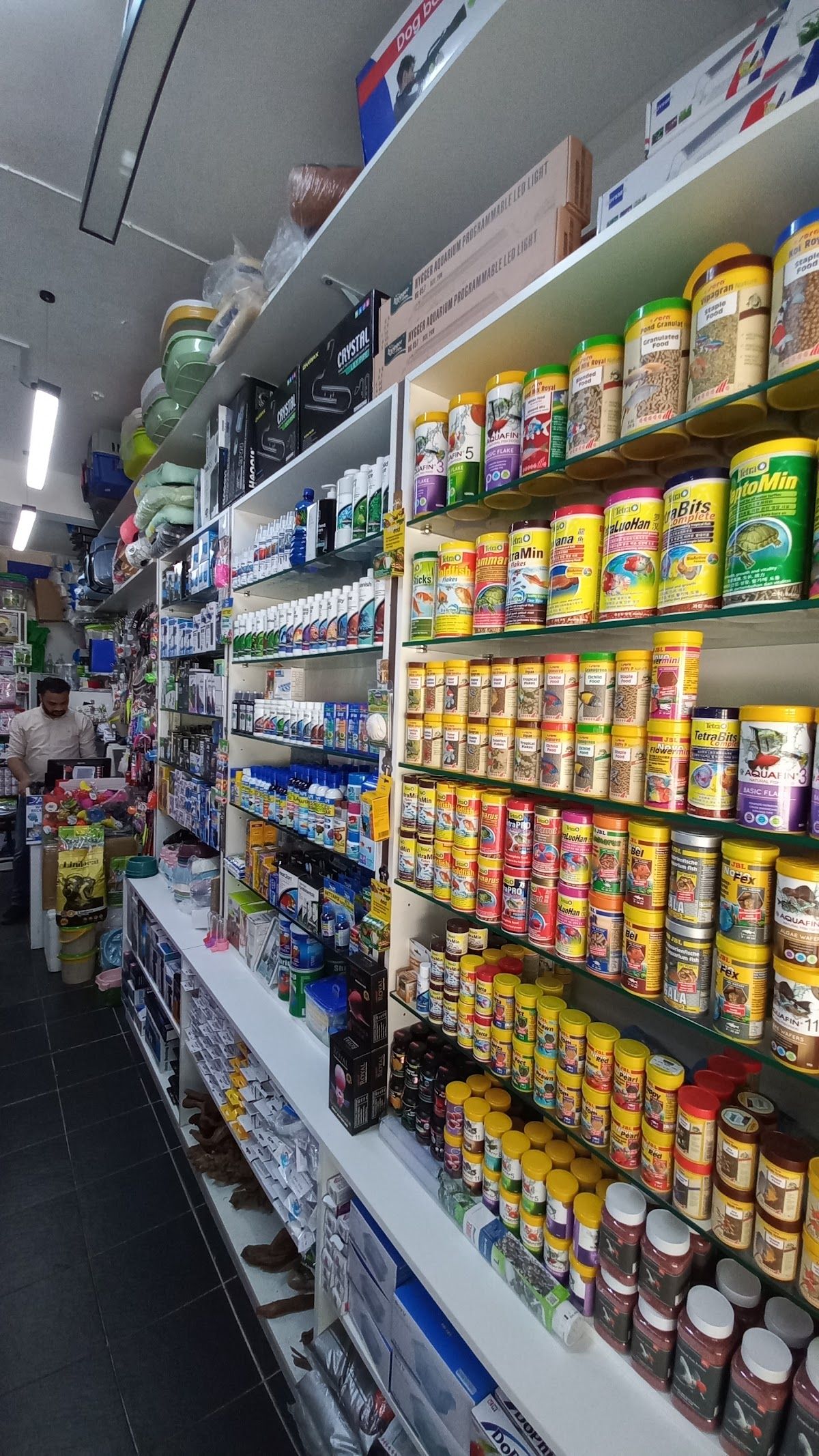 Aqualand Aquarium & Pet Food | Dubai’s Best Aquarium Shop | Pet Food & Pet Accessories in Dubai 5