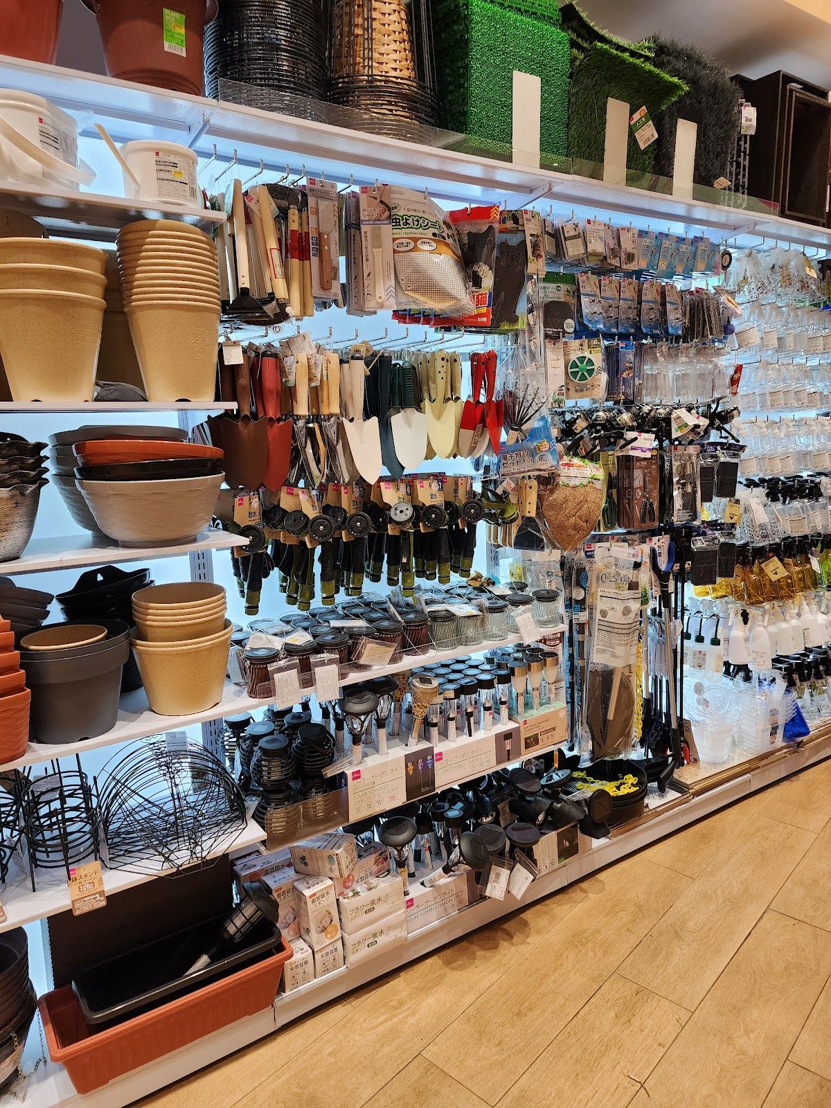 Daiso Japan - Dubai Marina Mall 4