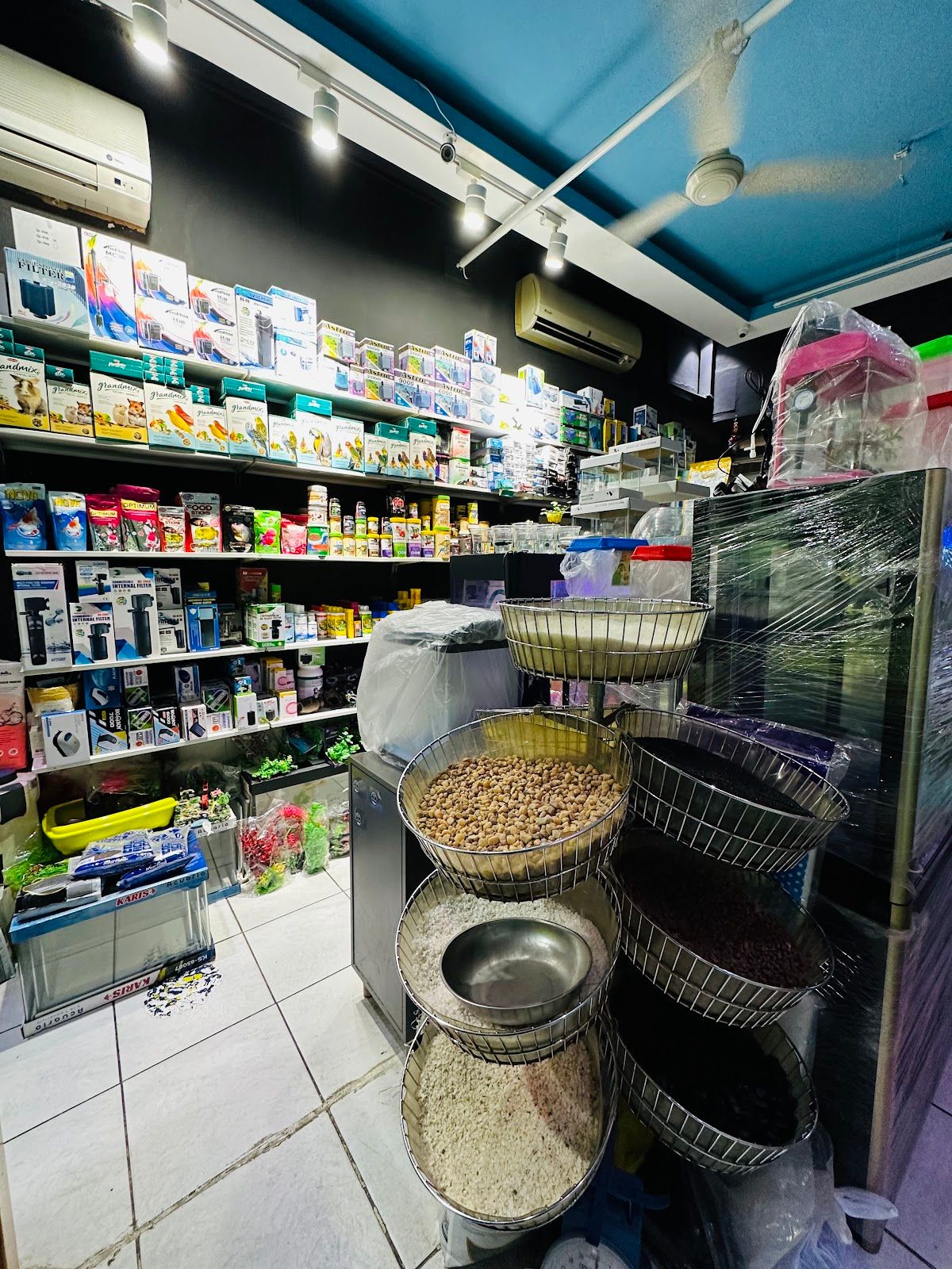 Jassina Fish Aquarium & Birds shop 5